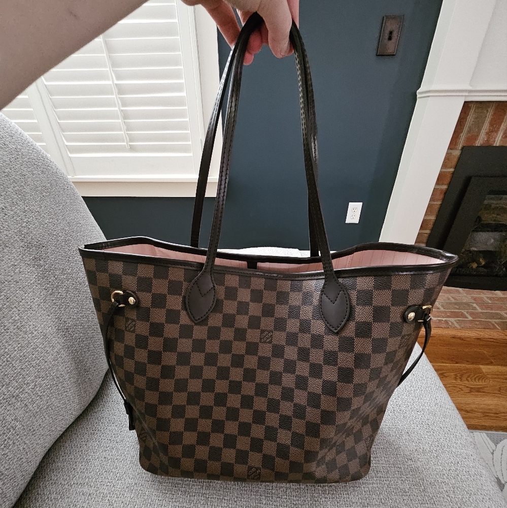 Authentic Louis Vuitton Neverfull Damier Ebene MM